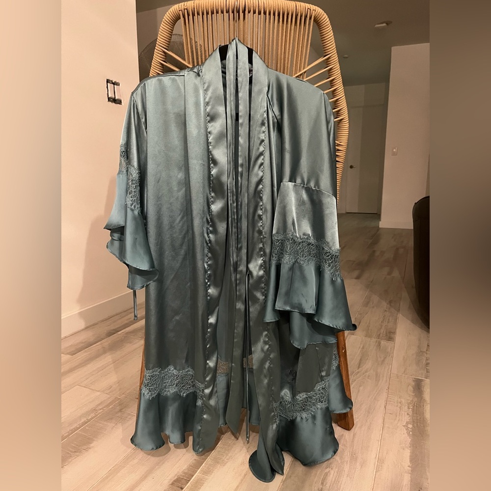 Victoria Secret Silk robe